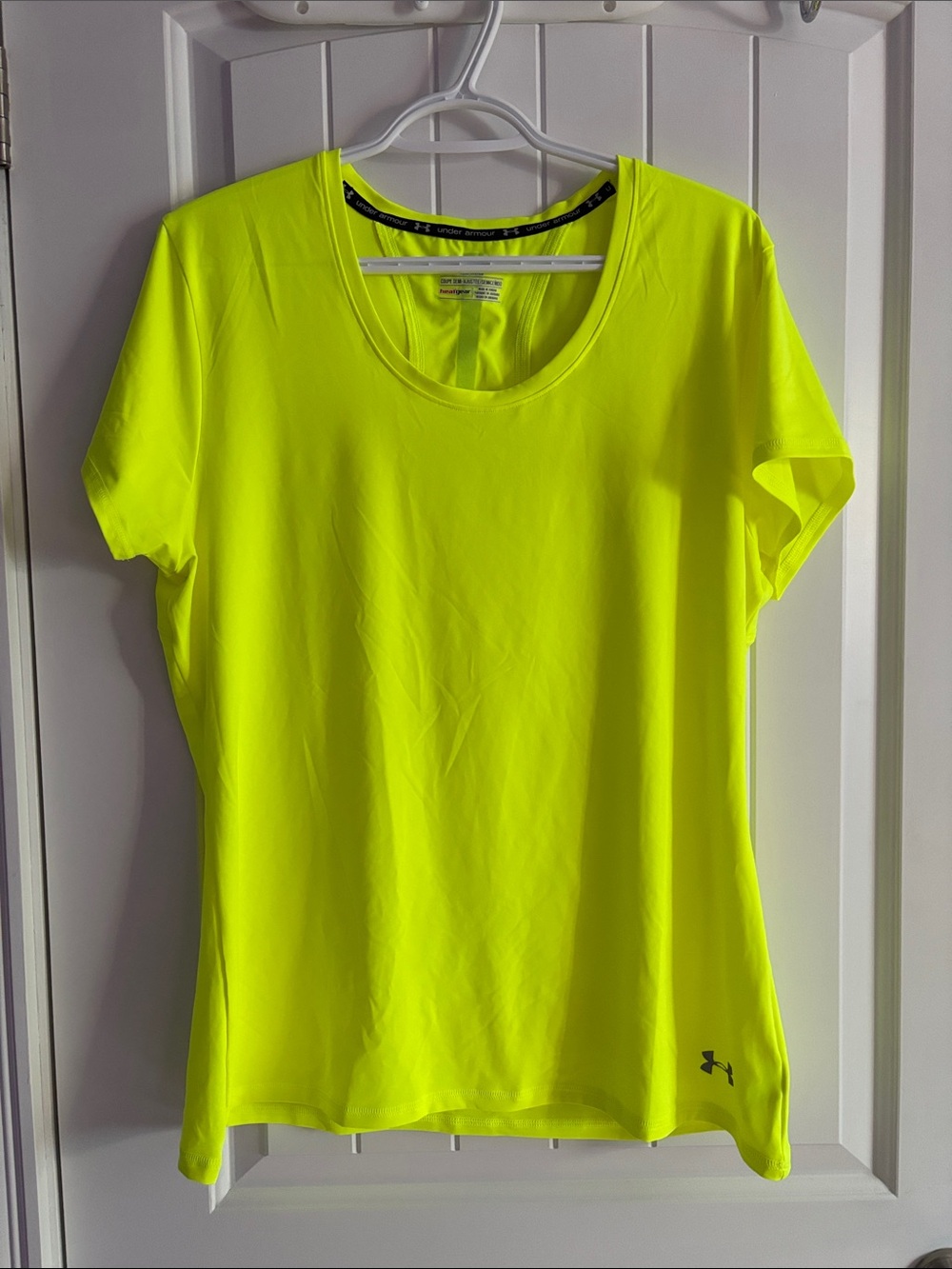 Under Armour Women’s Neon Yellow Short Sleeve Performance Tee